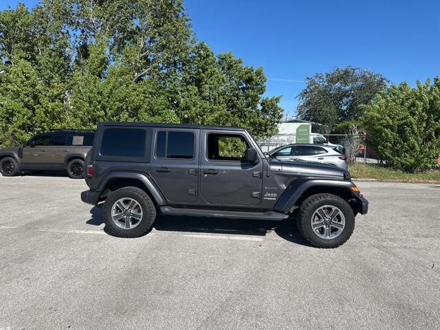 2018 Jeep Wrangler Unlimited Sahara photo 4