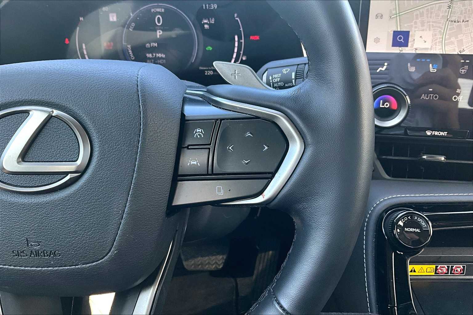 2025 Lexus NX Premium AWD photo 22