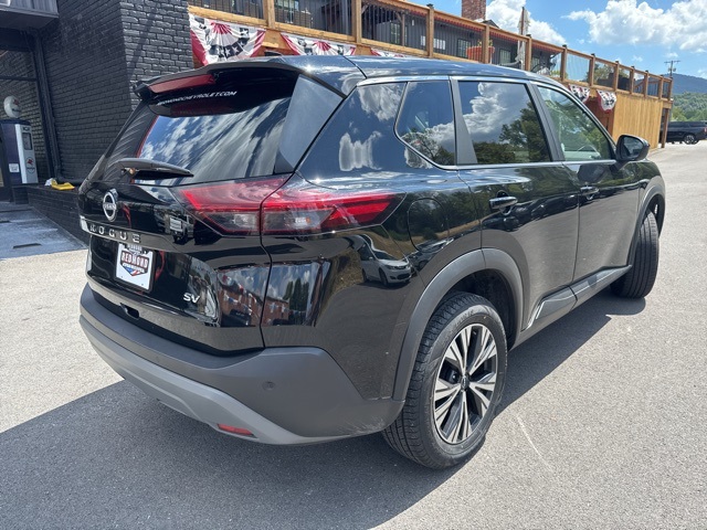2023 Nissan Rogue SV photo 6