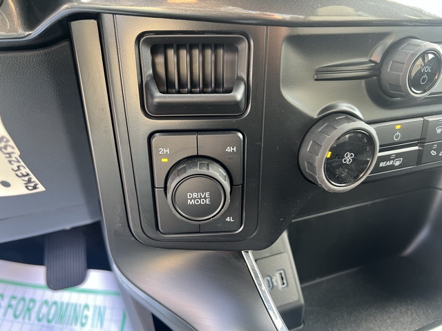 2024 Ford F-150 STX photo 21