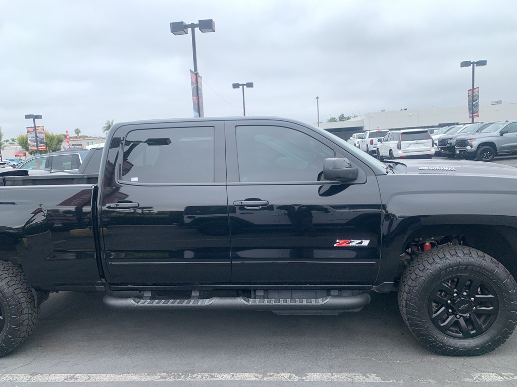 2019 Chevrolet Silverado 2500HD LTZ photo 4