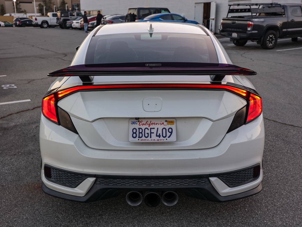 2017 Honda Civic Si photo 4