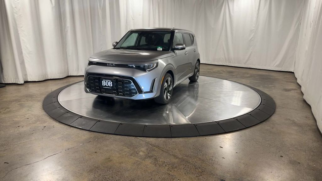 2025 Kia Soul GT-Line photo 4