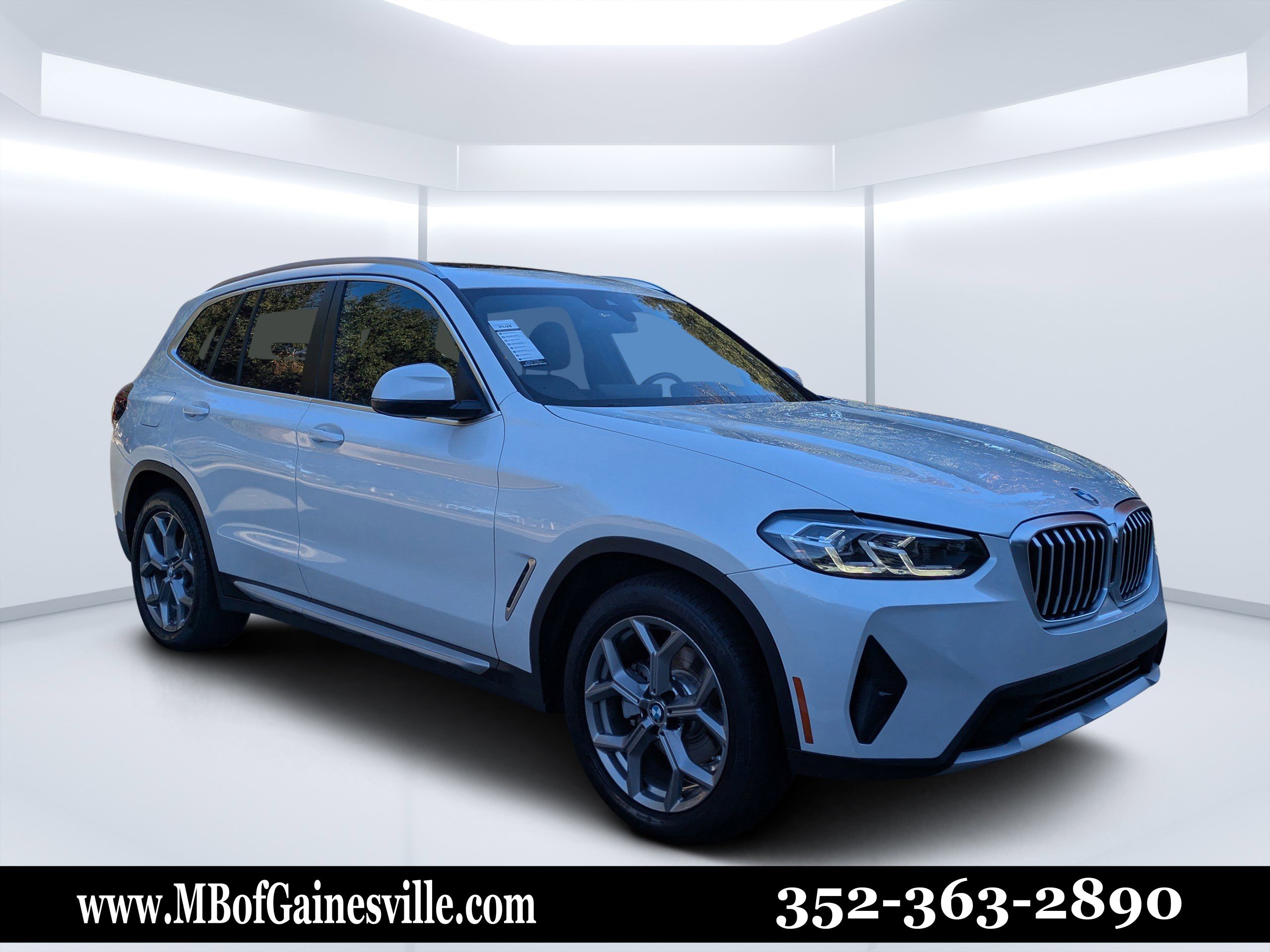 2022 BMW X3 30i's photo