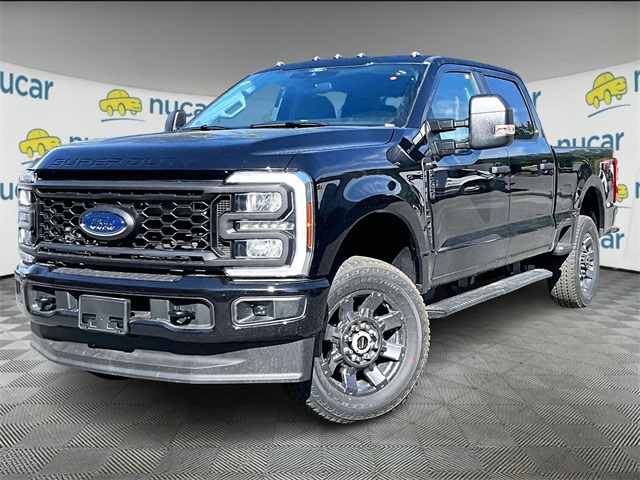 2026 Ford F-250 photo 2