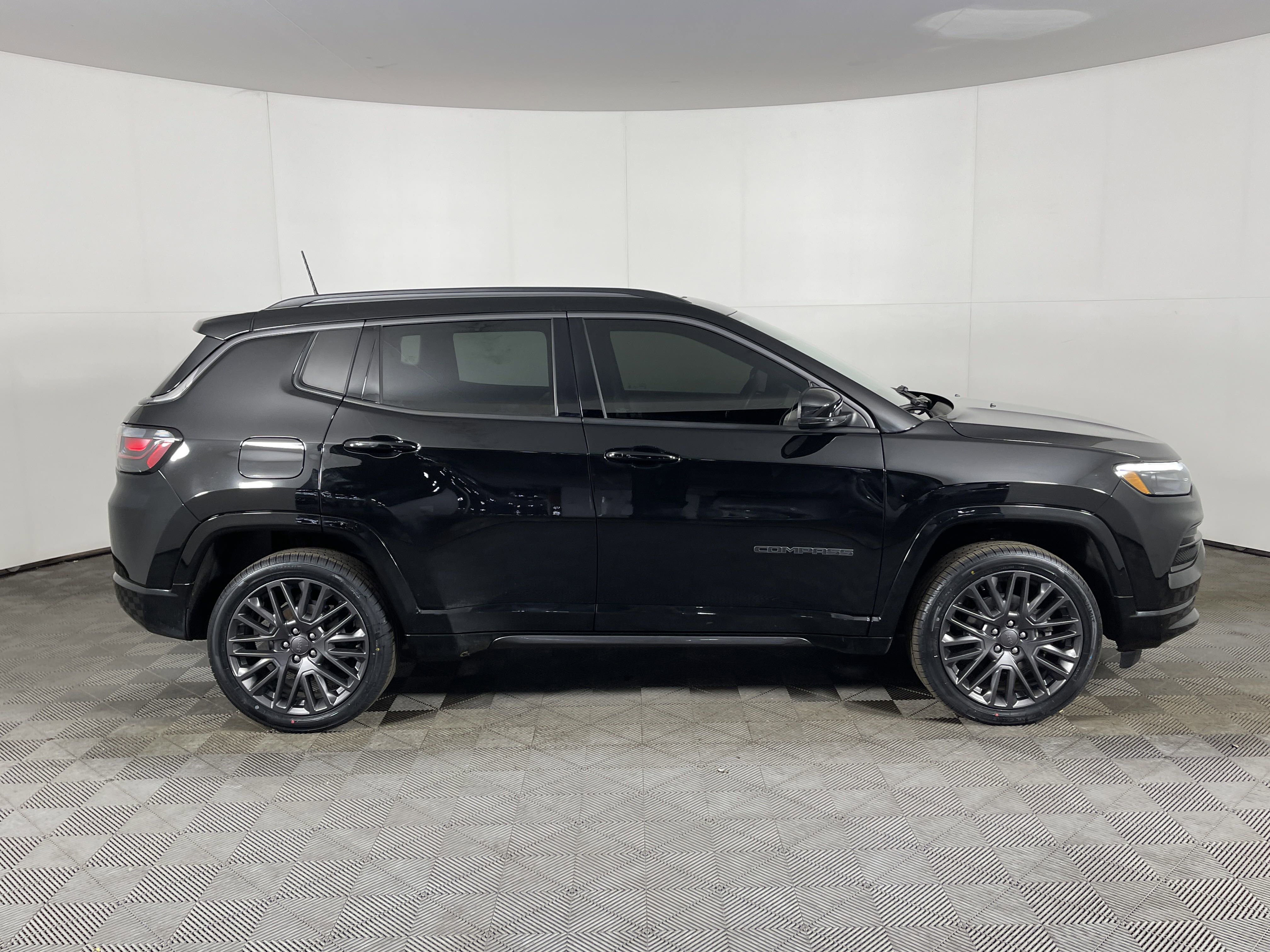 2022 Jeep Compass High Altitude photo 2