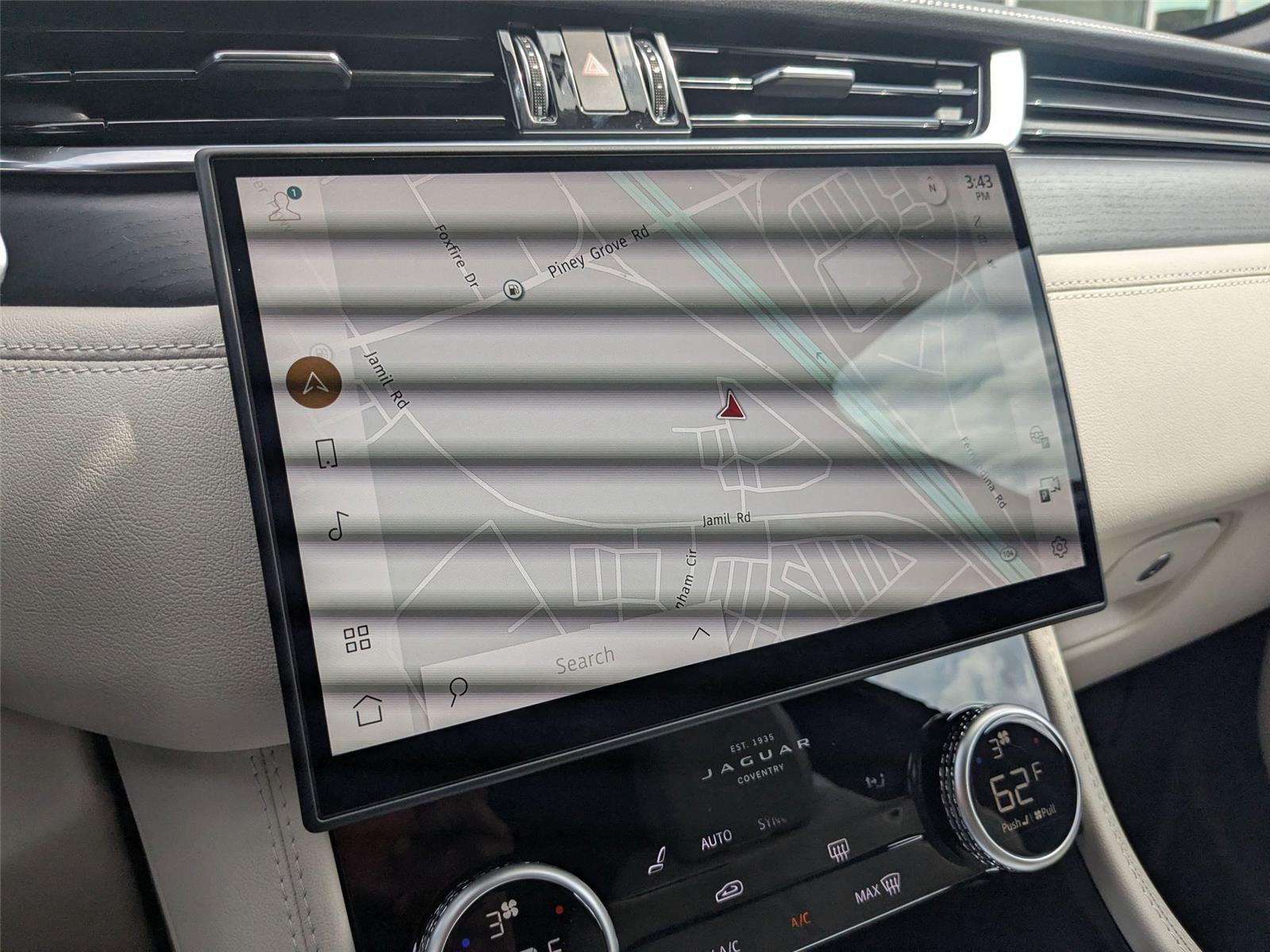 2026 Jaguar F-PACE P250 R-Dynamic S photo 18