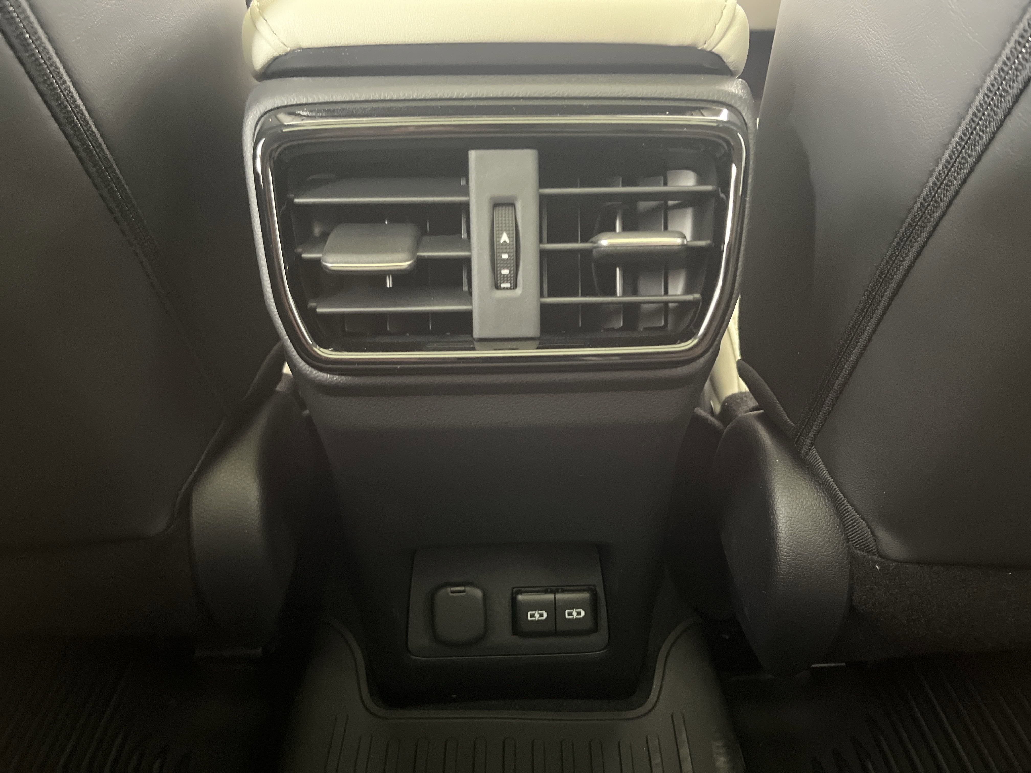 2025 Lexus NX 350 AWD photo 3