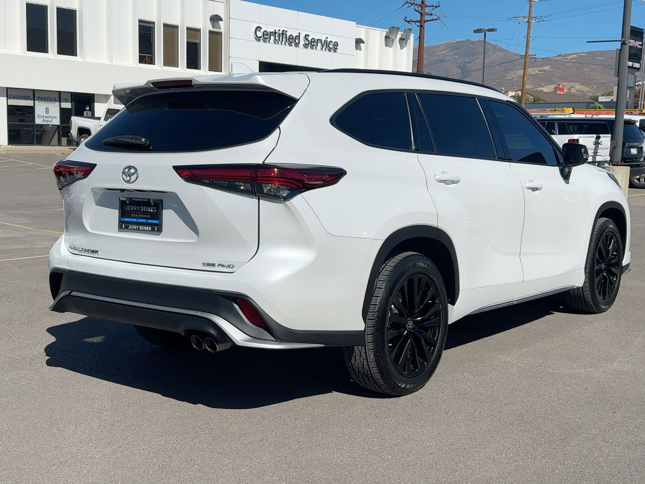 2023 Toyota Highlander XSE photo 5