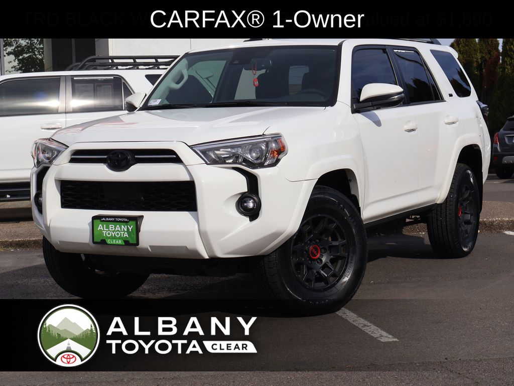 2022 Toyota 4Runner SR5 Premium's photo