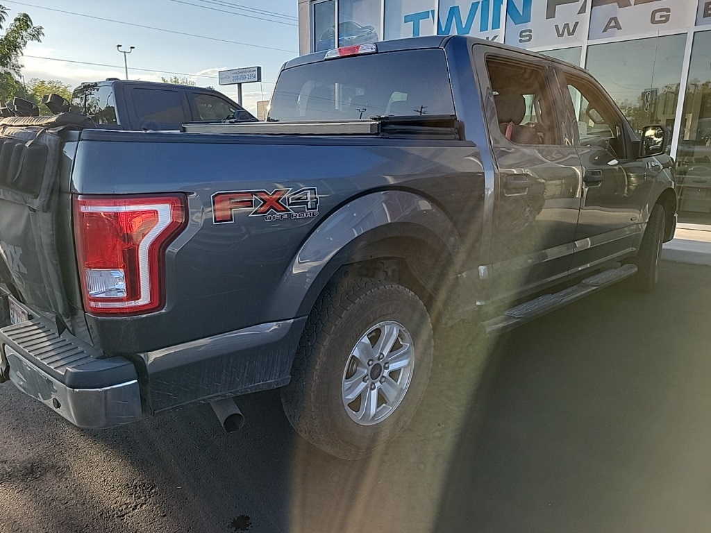 2017 Ford F-150 XLT photo 3