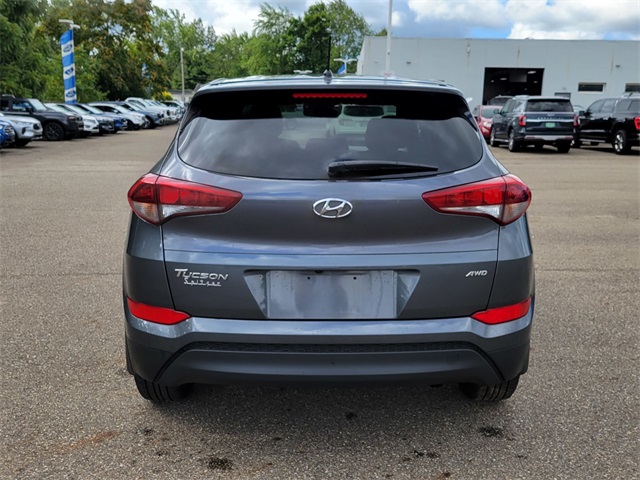 2018 Hyundai Tucson SE photo 3