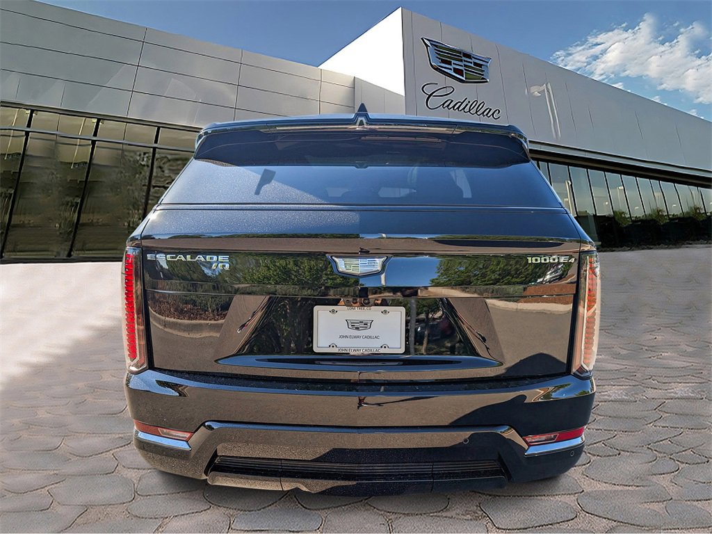 2025 Cadillac Escalade IQ Sport photo 4