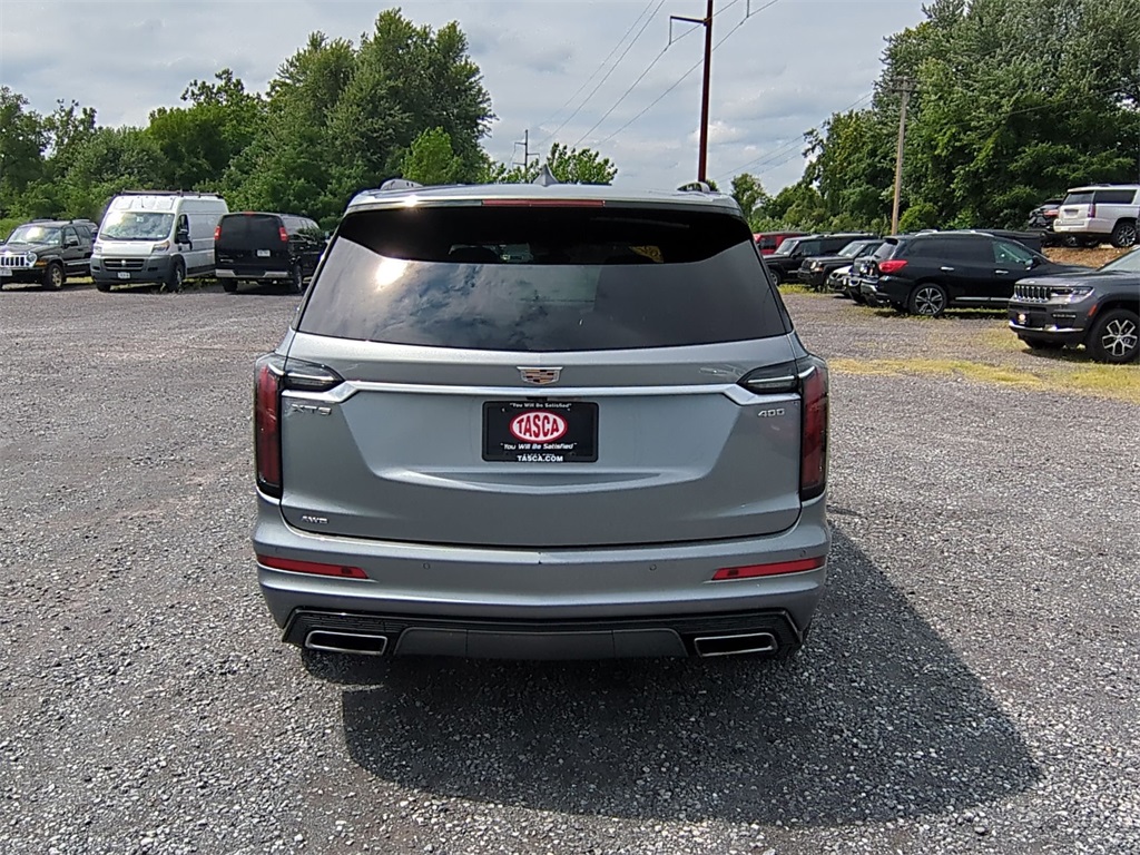 2023 Cadillac XT6 Sport photo 4