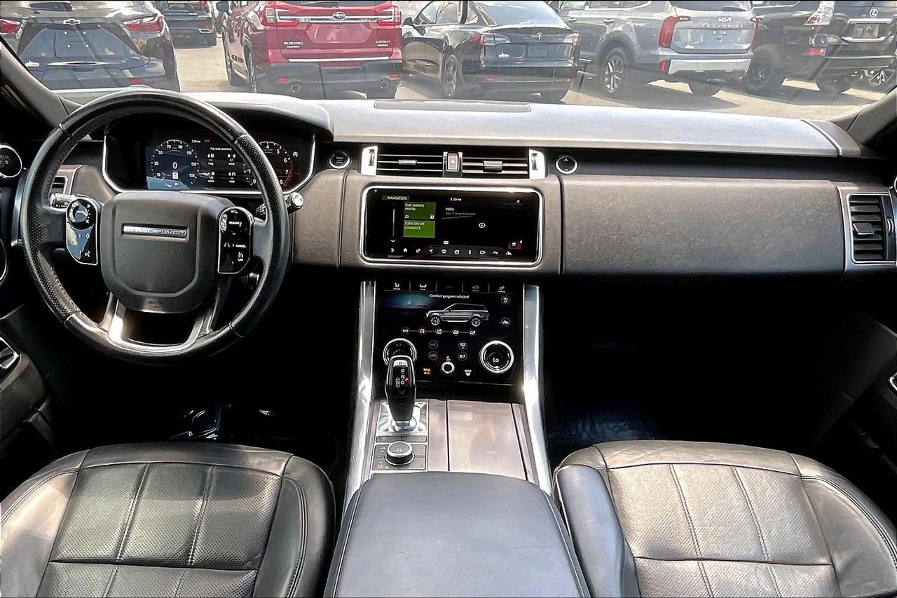 2020 Land Rover Range Rover Sport HSE photo 3