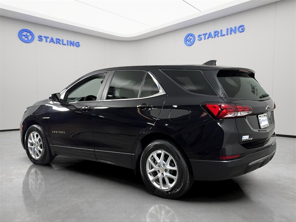 2022 Chevrolet Equinox LT photo 3