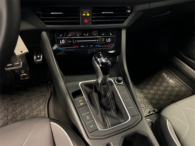 2025 Volkswagen Jetta 1.5T Sport photo 19