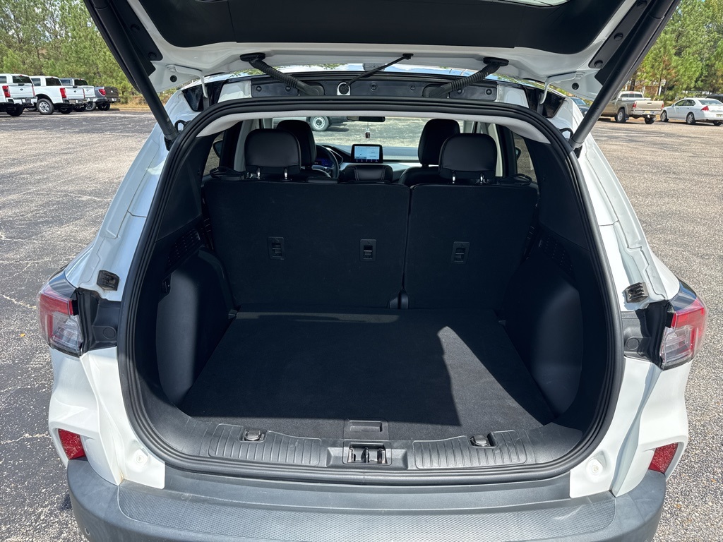 2022 Ford Escape SEL photo 11