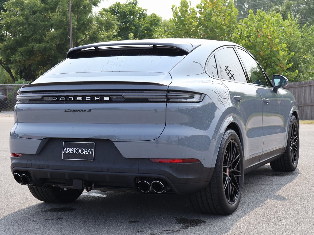 2025 Porsche Cayenne Coupe S photo 7