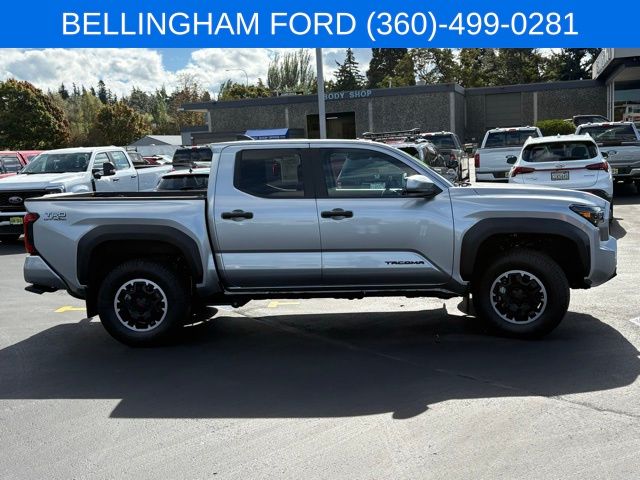 2024 Toyota Tacoma TRD Off-Road photo 4