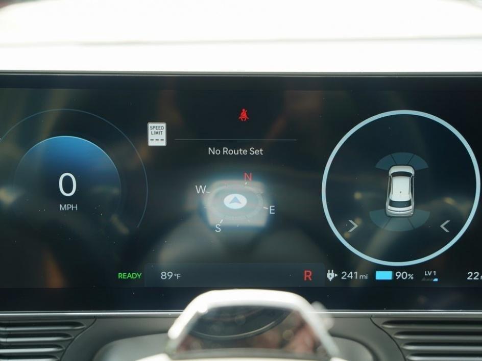 2025 Hyundai Ioniq 5 SEL photo 20