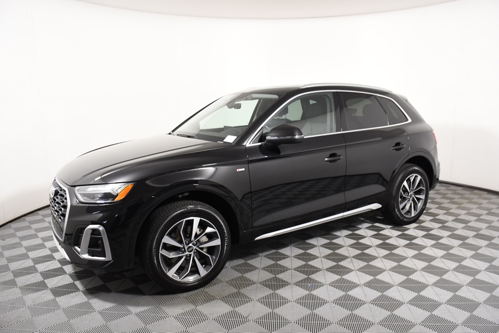 Used 2024 Audi Q5 Premium Plus with VIN WA1EAAFY7R2133971 for sale in Richfield, Minnesota