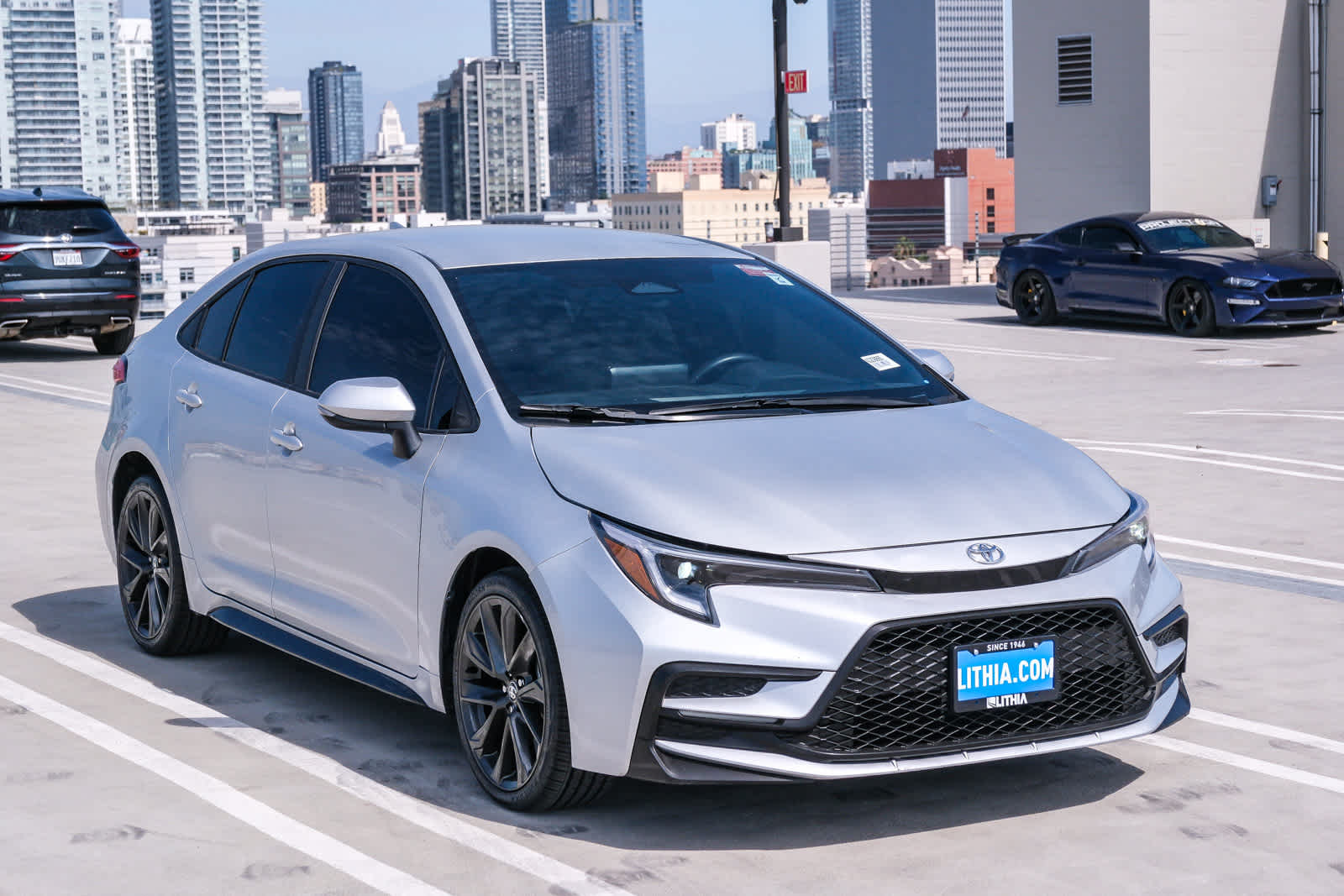 2024 Toyota Corolla SE photo 3