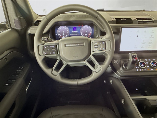 2025 Land Rover Defender 110 X-Dynamic SE photo 21
