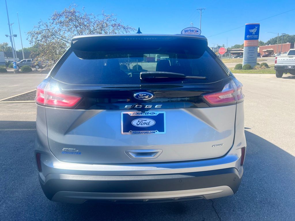 2022 Ford Edge SEL photo 36