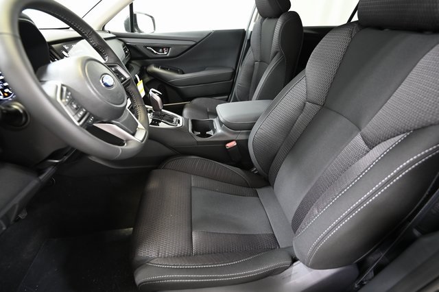 2025 Subaru Outback Premium photo 4