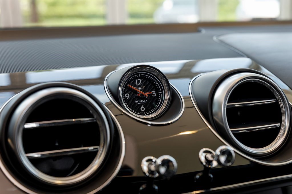 2019 Bentley Bentayga Mulliner photo 23