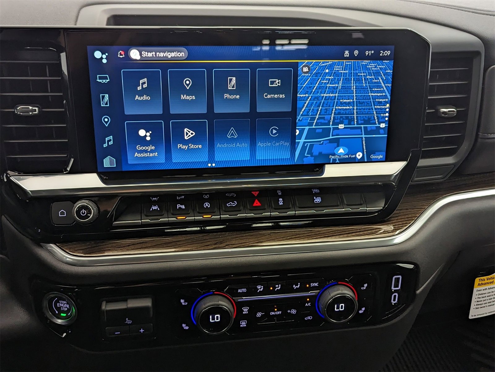 2025 Chevrolet Silverado 1500 LT photo 27