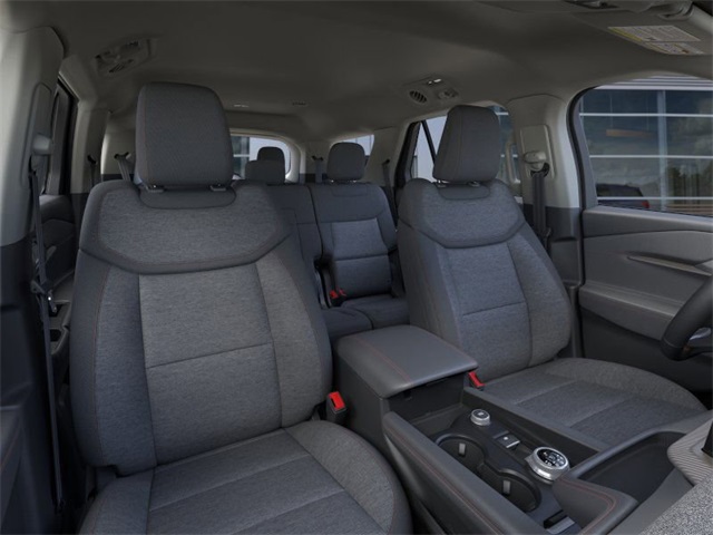 2025 Ford Explorer photo 8