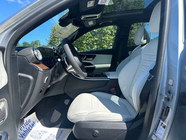 2026 Mercedes Benz GLC 300 4MATIC photo 14