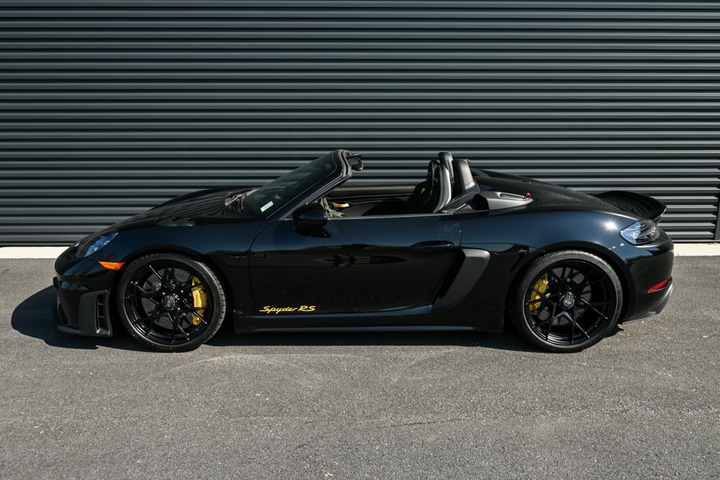 2025 Porsche Boxster Spyder photo 2