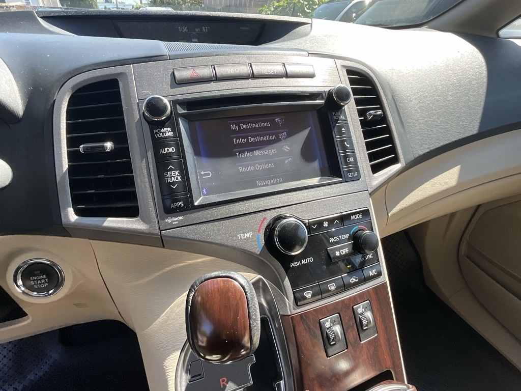 2013 Toyota Venza LE photo 18