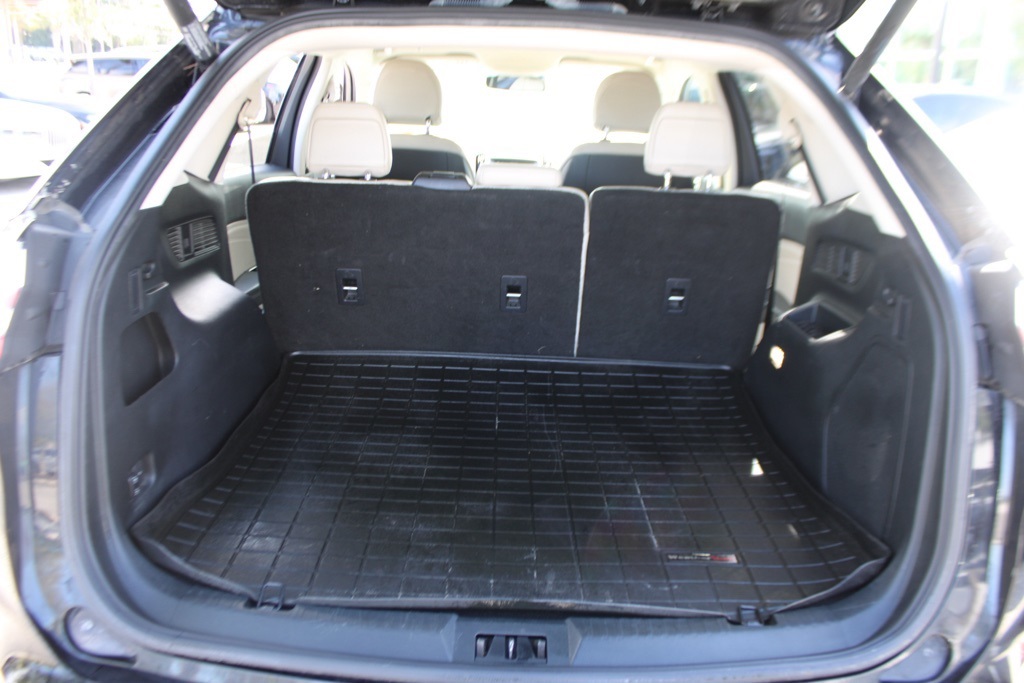 2019 Ford Edge Titanium photo 26