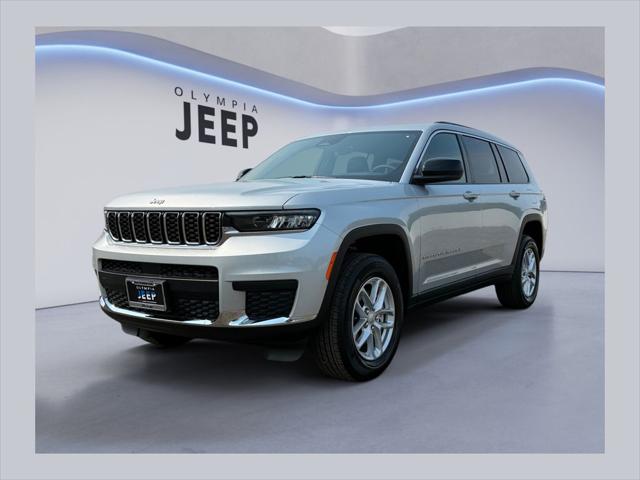2025 Jeep Grand Cherokee L Laredo's photo
