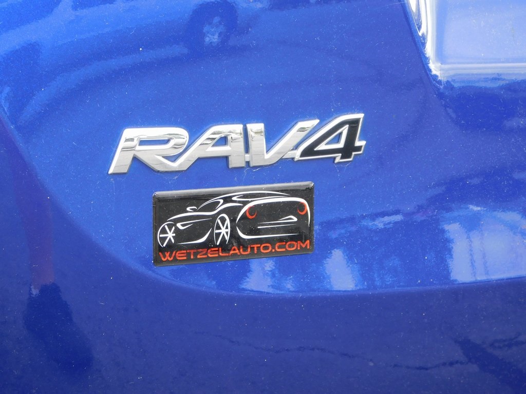 2015 Toyota RAV4 Limited photo 34