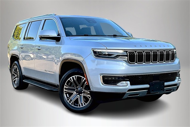 2022 Jeep Wagoneer Series III's photo