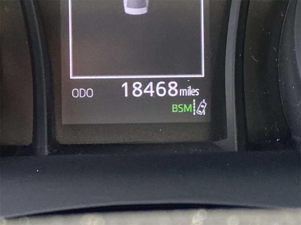 2024 Toyota Camry SE photo 26