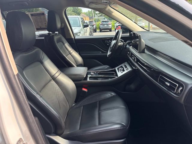 2022 Lincoln Aviator Standard photo 46