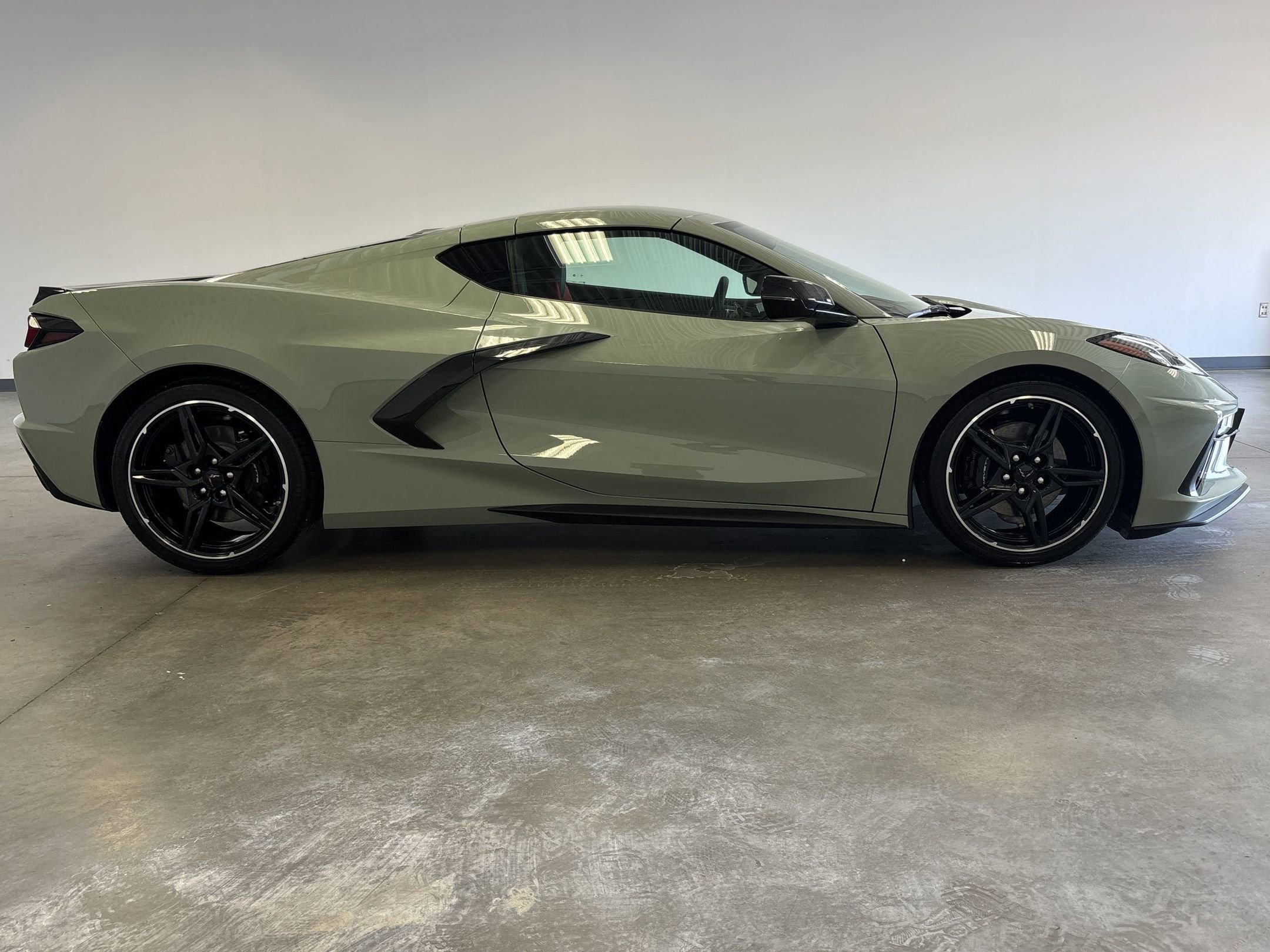 2024 Chevrolet Corvette Stingray 2LT Coupe photo 8