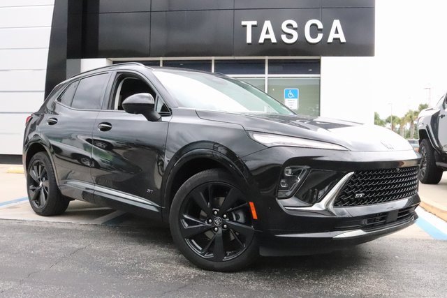 2025 Buick Envision Sport Touring's photo