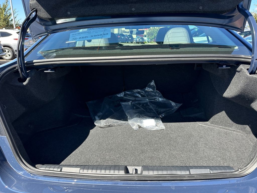 2025 Subaru Legacy Premium photo 26