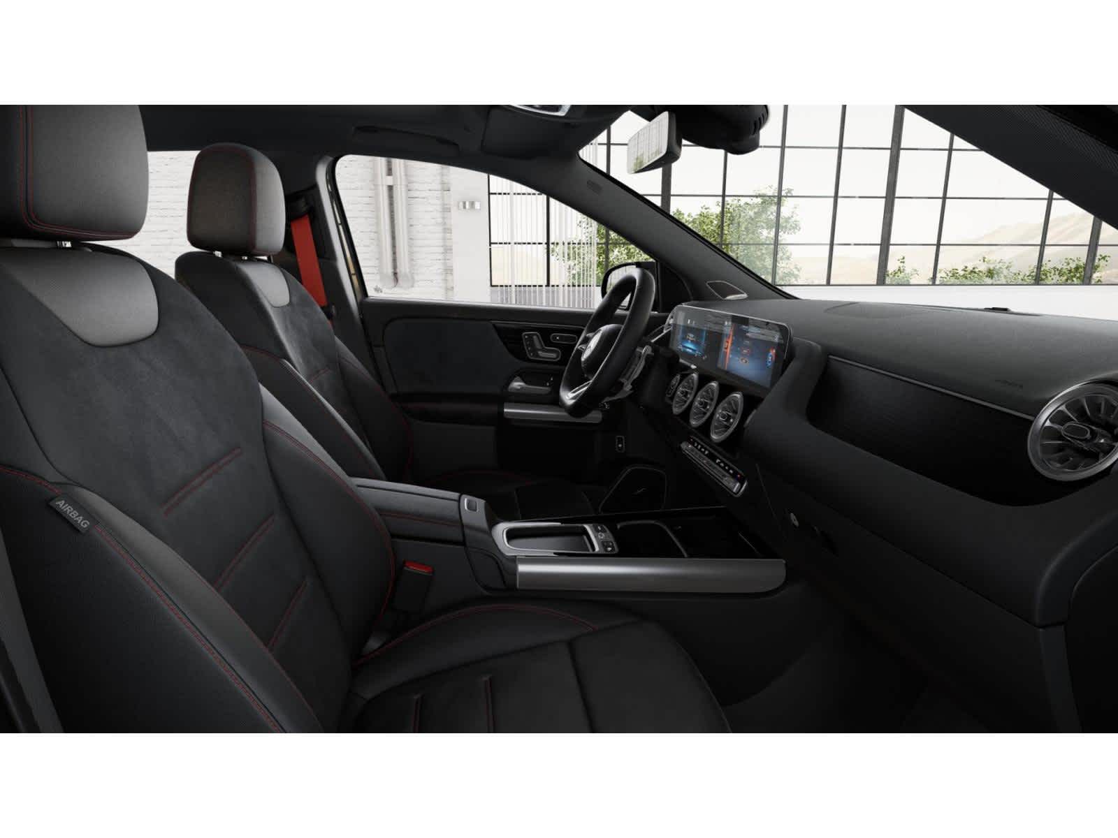 2025 Mercedes Benz GLA AMG 35 4MATIC photo 3