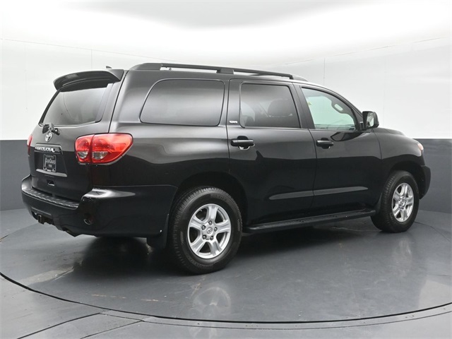 2012 Toyota Sequoia SR5 photo 6