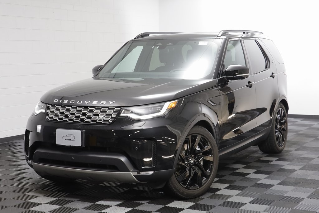 2025 Land Rover Discovery S's photo