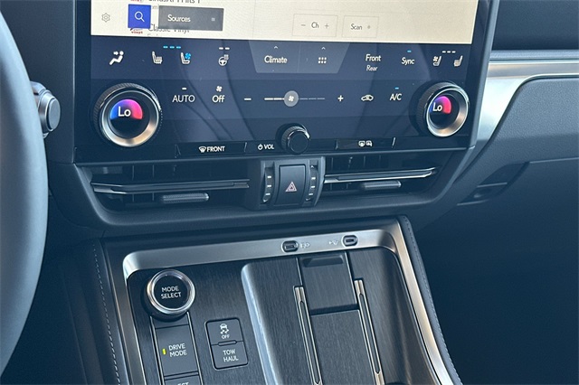 2025 Lexus GX 550 Premium photo 18