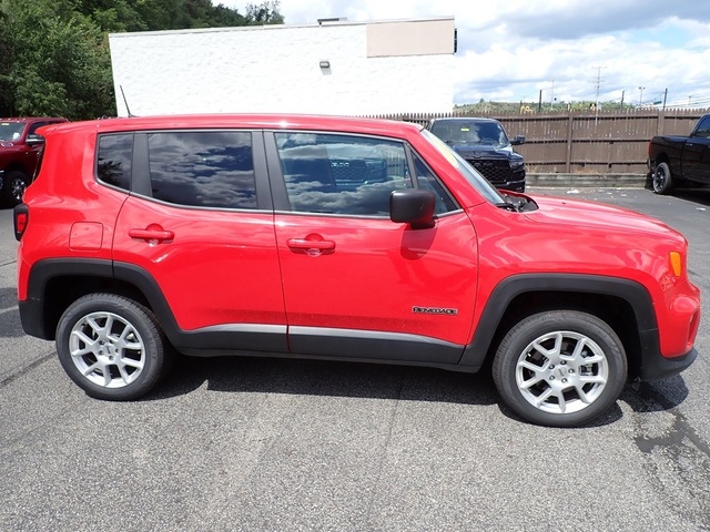 2023 Jeep Renegade Latitude Upland photo 6
